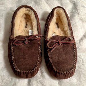 UGG Dakota Slipper